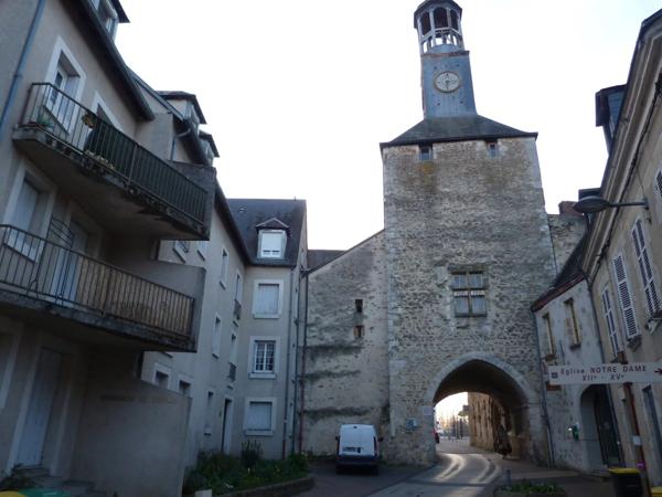Vente                                                      Studio
                        
                     1 pièces                      32 m2                     à Vierzon