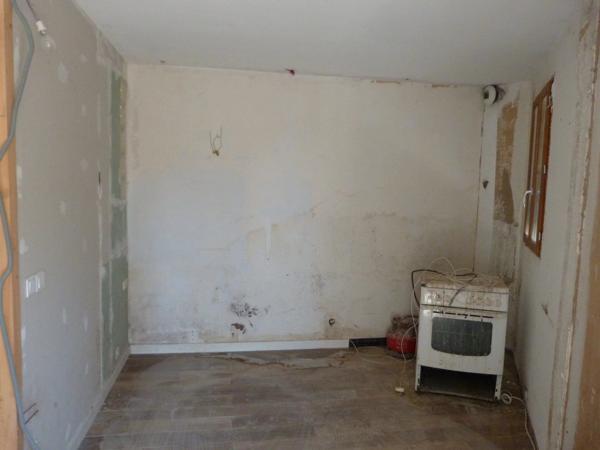 Vente                                                      Studio
                        
                     1 pièces                      32 m2                     à Vierzon