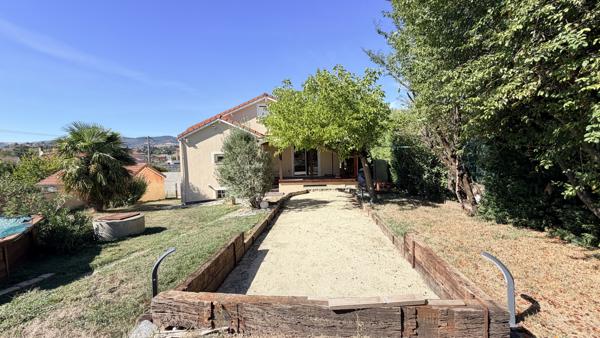 Maison 140m² avec jardin et piscine