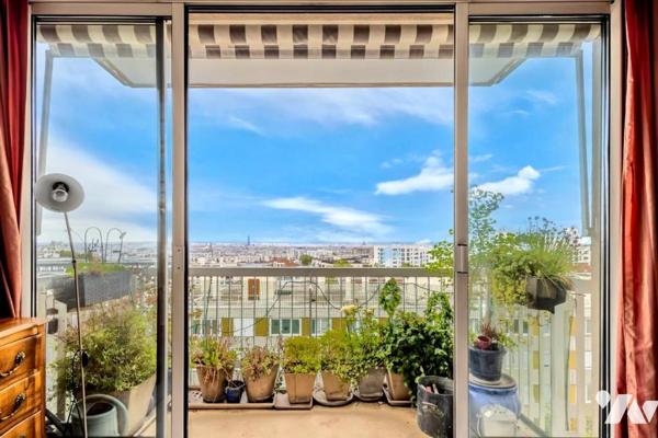 VENTE en immo-interactif - Quartier Belleville - Appartement 7e étage avec vue panoramique