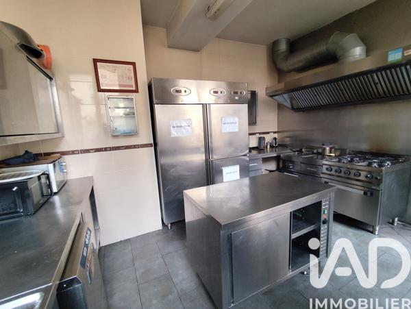 Immeuble à vendre 518 m² Écouen