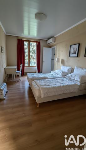 Immeuble à vendre 518 m² Écouen