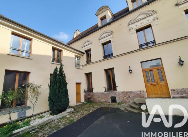 Immeuble à vendre 518 m² Écouen