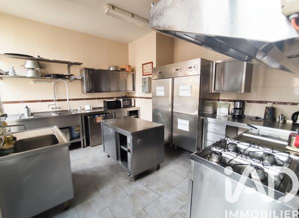 Immeuble à vendre 518 m² Écouen