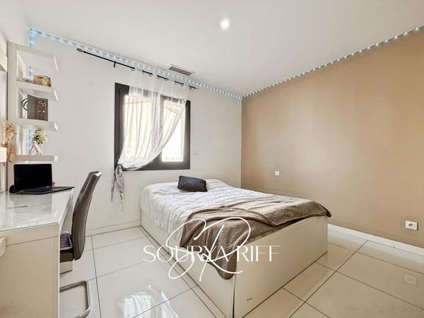 PLAIN-PIED - PISCINE - 5 CHAMBRES- CLIMATISATION GAINABLE -PARCELLE D'ENVIRON 570 m² -VISITE VIRTUELLE SUR DEMANDE