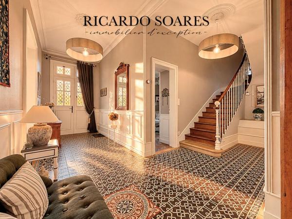 60700 SACY-LE-GRAND / ÉLÉGANTE MAISON DE MAITRE DU XIXe SIÈCLE / 278 m² / 11 PIÈCES / TERRAIN 3700 m²