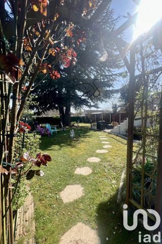 Maison à vendre 6 pièces 151 m² Bornel