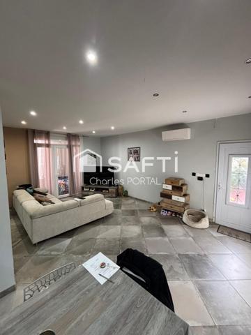 Superbe maison, mitoyenne et son environnement, calme