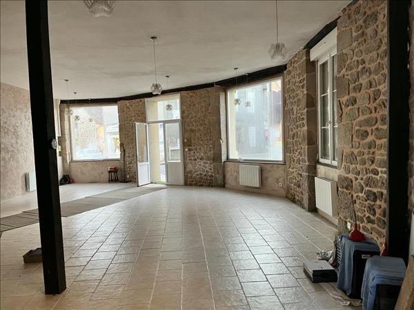 Immeuble à vendre |  Saint-Privat |  360 m²