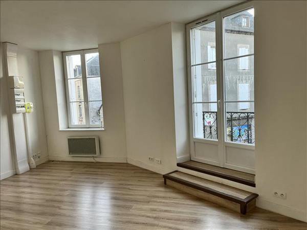 Immeuble à vendre |  Saint-Privat |  360 m²