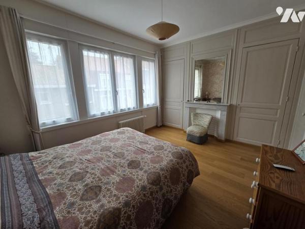 LA MADELEINE ROMARIN - MAISON EN PARFAIT ETAT  DE 141 M2 AVEC CAVE ET JARDIN - POSSIBILITE GARAGE- 