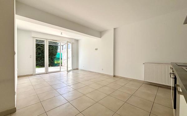 Appartement à vendre    3 pièces • 60 m2 Salon-de-Provence
