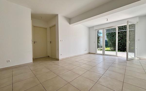 Appartement à vendre    3 pièces • 60 m2 Salon-de-Provence