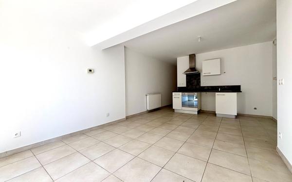 Appartement à vendre    3 pièces • 60 m2 Salon-de-Provence