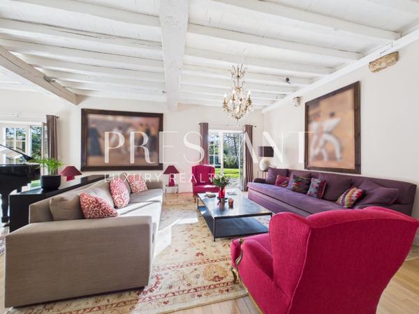 Maison familiale de 450 m2 avec piscine sur 3 hectares à Bidart, BIDART