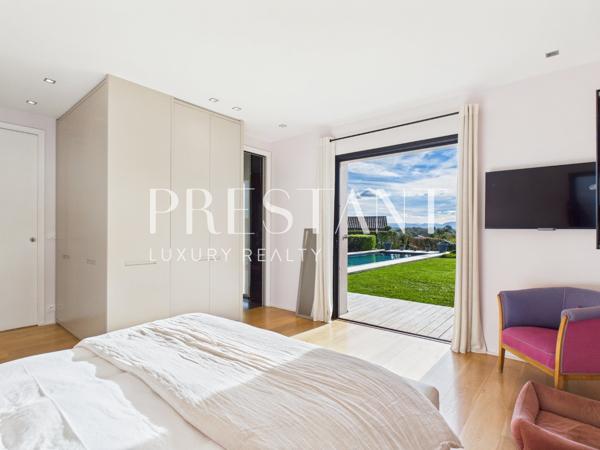 Maison d’architecte avec piscine proche Golf d’Arcangues – Vue montagnes – Potentiel 5 chambres, ARCANGUES
