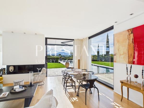 Maison d’architecte avec piscine proche Golf d’Arcangues – Vue montagnes – Potentiel 5 chambres, ARCANGUES