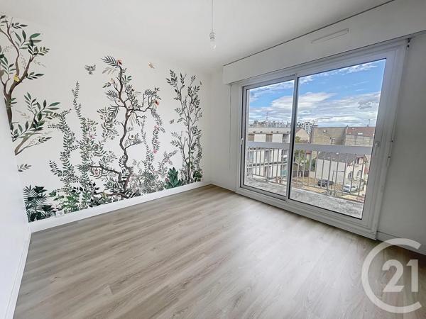 Appartement F2 à vendre  3 pièces - 63 m 2   MELUN  - 77
