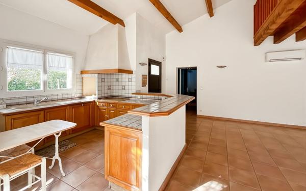 Maison à vendre    4 pièces •  Marseillan