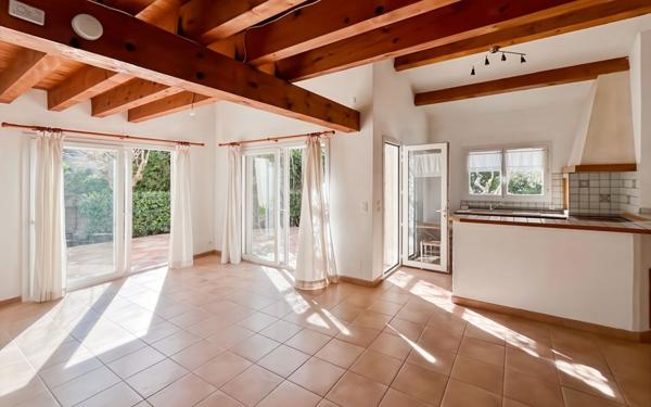 Maison à vendre    4 pièces •  Marseillan