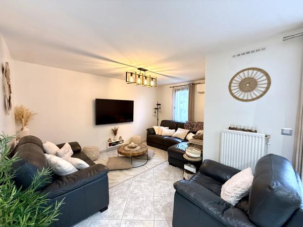 Bondy (93140) Maison avec jardin et garage