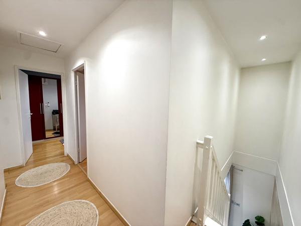 Bondy (93140) Maison avec jardin et garage