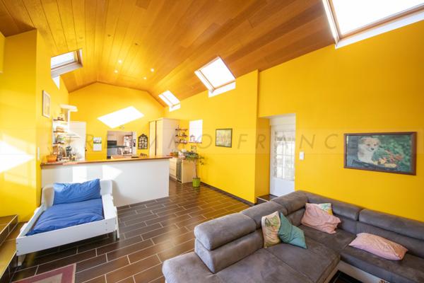 Maison 7 pièce(s) 4 chambre(s) 210 m²