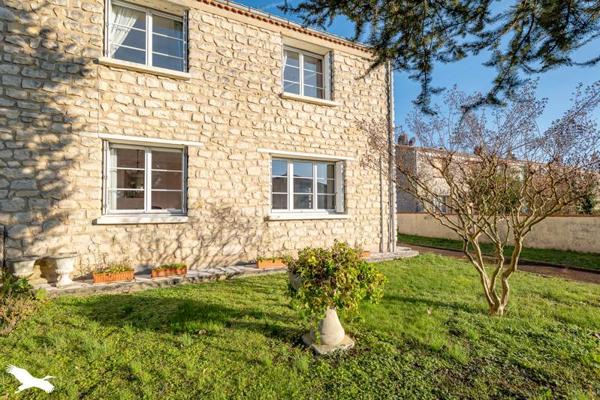 Maison à vendre |  Pons |  5 pièces | 103 m²