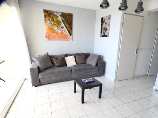 Village naturiste. Appartement 2 pièces cabine