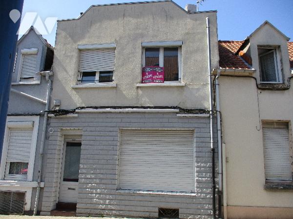 MAISON  divisée en 2 appartements