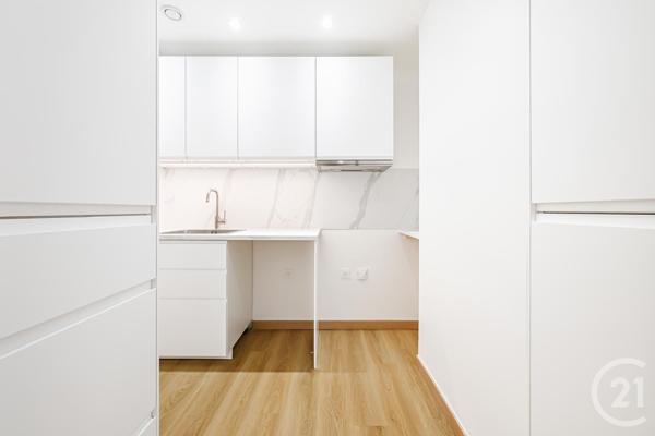 Appartement F3 à vendre  3 pièces - 61,23 m2 PARIS - 75015