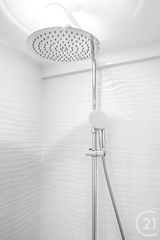 Appartement F3 à vendre  3 pièces - 61,23 m2 PARIS - 75015