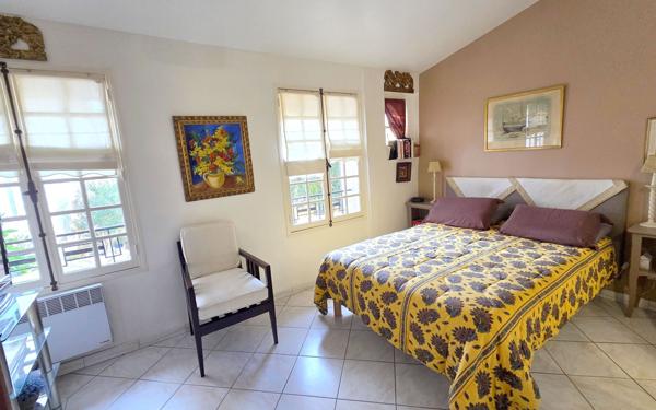 Maison à vendre    2 pièces • 85 m2 La Seyne-sur-Mer