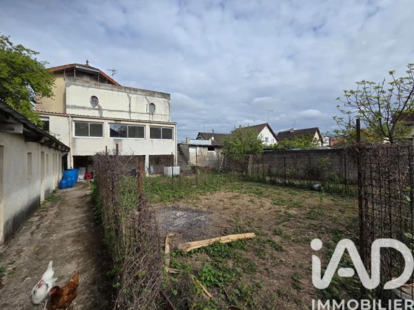 Maison à vendre 5 pièces 655 m² Massy