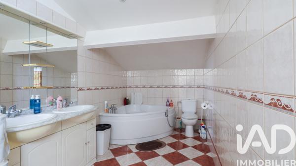 Maison à vendre 8 pièces 184,52 m² Vitry-sur-Seine