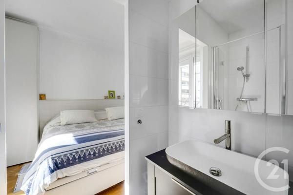 Appartement F8 à vendre  6 pièces - 150 m 2   BOULOGNE BILLANCOURT  - 92