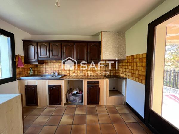 Maison à rénover dans un environnement calme