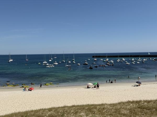 Audierne – Emplacement Idéal Vue Mer & Plage à Pied pour ce Terrain Constructible de 810 m²