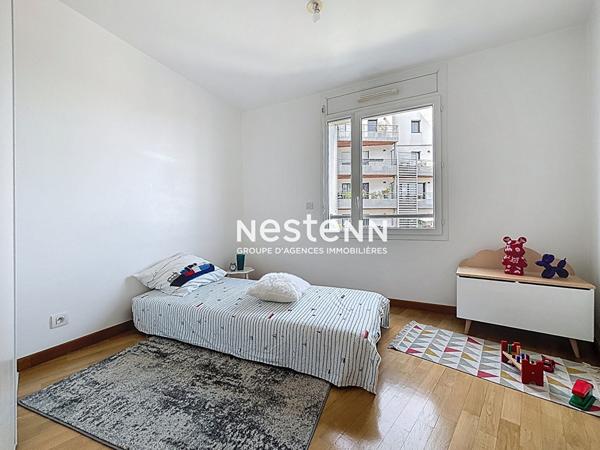 ISSY LES MOULINEAUX - FORT D'ISSY - Vente appartement 4 pièces de 92,10 m² avec un balcon de 10,90 m²
