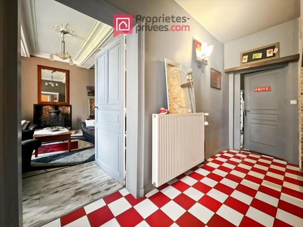 Maison Martigne Ferchaud 7 pièce(s) 220 m2