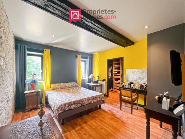 Maison Martigne Ferchaud 7 pièce(s) 220 m2