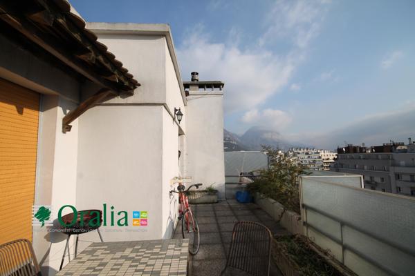 Appartement · Location Grenoble (38100) 2 pièces · 56m²
