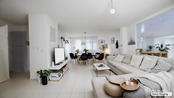 LE THILLAY – Grand pavillon familial + dépendance F2 – Jardin 450 m², secteur calme et agréable, les plus : la surface, le confort et des possibilités d’aménagement.