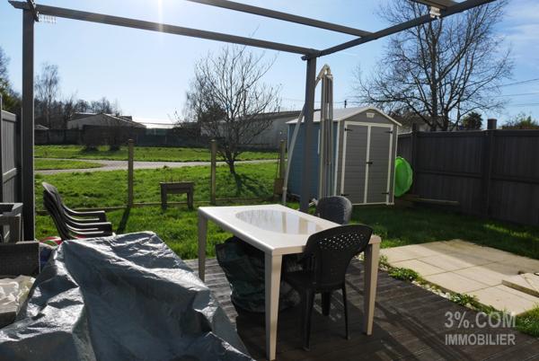 Maison récente RT2012 à étage de 92 m², 3 chambres, jardin clos Saint-Léger-les-Vignes (44710)