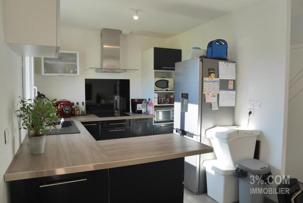 Maison récente RT2012 à étage de 92 m², 3 chambres, jardin clos Saint-Léger-les-Vignes (44710)