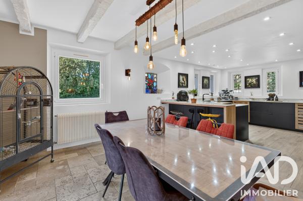 Maison à vendre 6 pièces 165 m² Saint-Jeannet