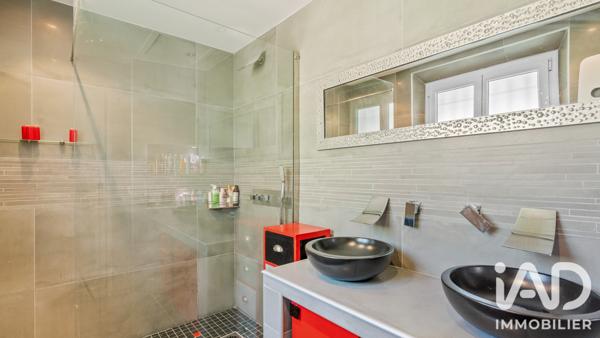 Maison à vendre 6 pièces 165 m² Saint-Jeannet