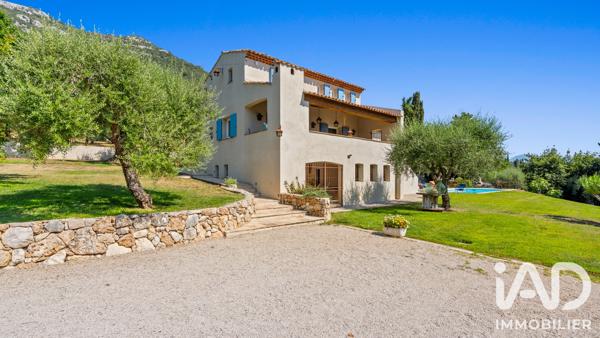 Maison à vendre 6 pièces 165 m² Saint-Jeannet