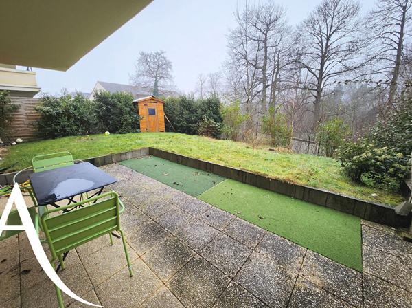 Appartement Dourdan 3 pièces avec jardin privatif / 62.33 m2 loi Carrez