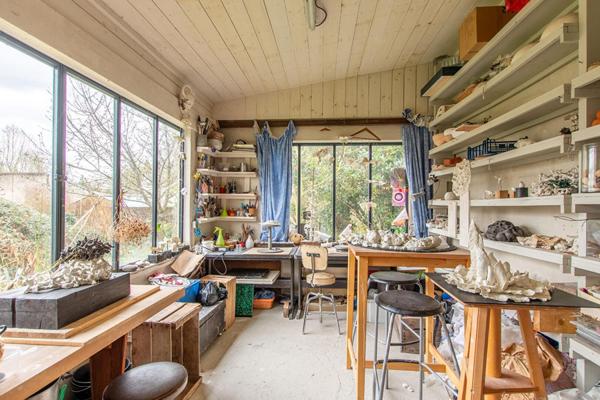 Maison de caractère avec galerie et atelier d’artiste